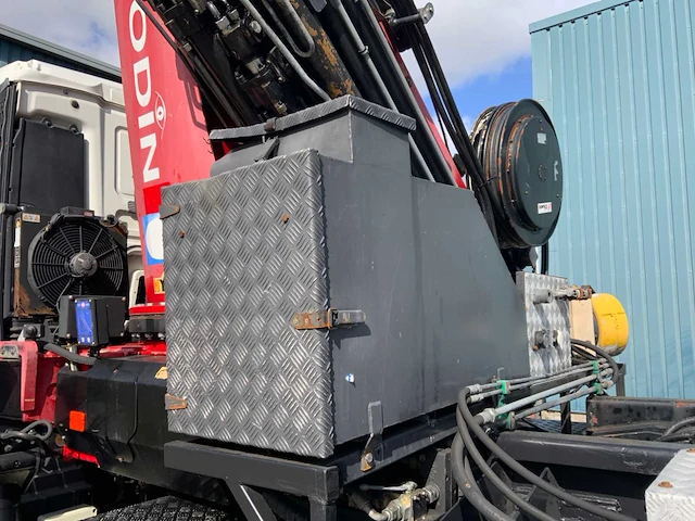 Man - tga 41.440 8x4 - hmf 60 tonmeter laadkraan - 20 ton afzetbaar haakarmsysteem - afbeelding 17 van  57