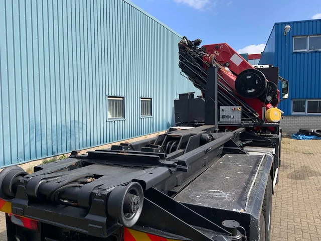 Man - tga 41.440 8x4 - hmf 60 tonmeter laadkraan - 20 ton afzetbaar haakarmsysteem - afbeelding 18 van  57