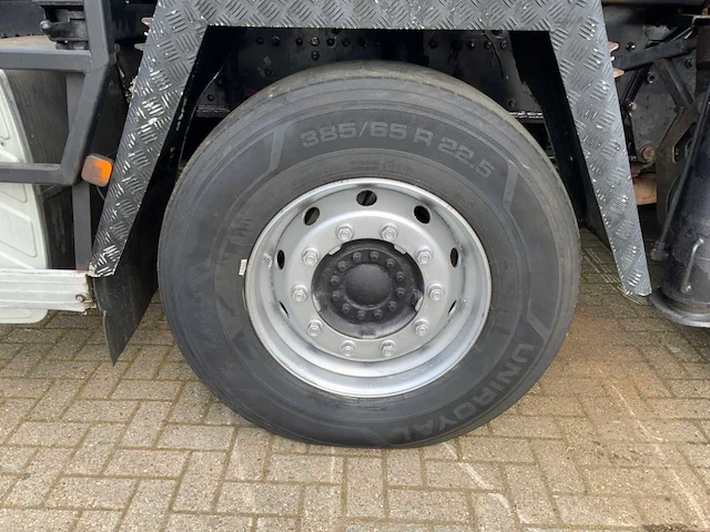 Man - tga 41.440 8x4 - hmf 60 tonmeter laadkraan - 20 ton afzetbaar haakarmsysteem - afbeelding 29 van  57