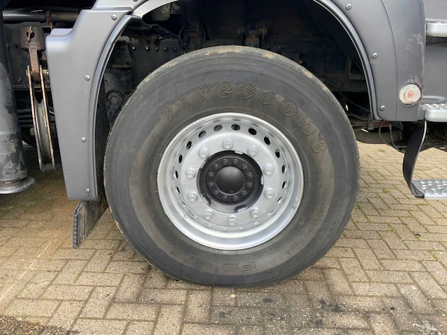 Man - tga 41.440 8x4 - hmf 60 tonmeter laadkraan - 20 ton afzetbaar haakarmsysteem - afbeelding 30 van  57