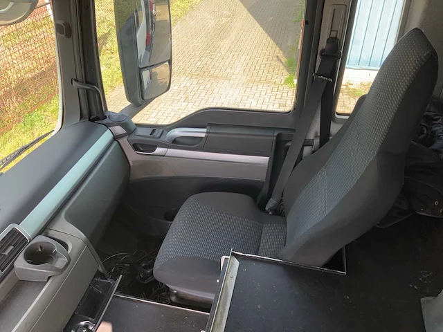 Man - tga 41.440 8x4 - hmf 60 tonmeter laadkraan - 20 ton afzetbaar haakarmsysteem - afbeelding 50 van  57