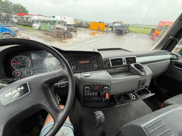 Man - tgs 18.440 4x4 - vrachtwagen - afbeelding 18 van  20