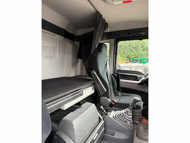 Man - tgx 4x4 - vrachtwagen - afbeelding 2 van  24