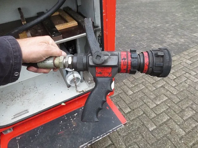 Man 10-153 tankautospuit - afbeelding 8 van  36