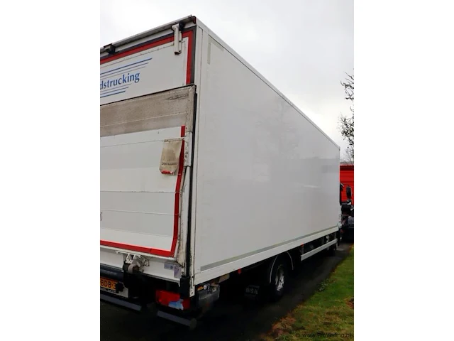 Man bakwagen type tgl 12.810 - kenteken: 09-bdb-3 - afbeelding 18 van  21