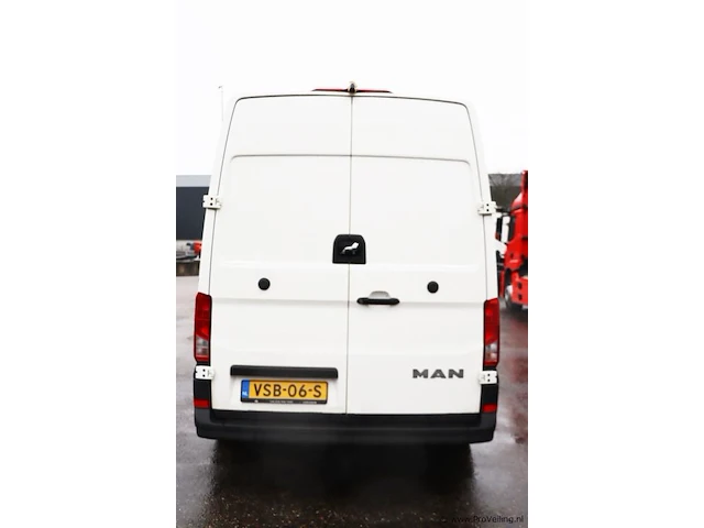 Man bestelwagen type tge 3.180 - kenteken: vsb-06-s - bwjr 2018 - afbeelding 7 van  14