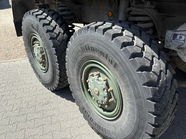 Man kat - 8x8 - vrachtwagen - afbeelding 11 van  43