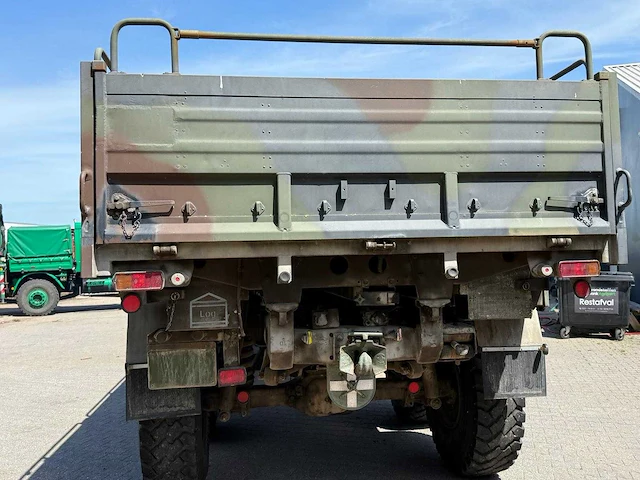 Man kat - 8x8 - vrachtwagen - afbeelding 15 van  43