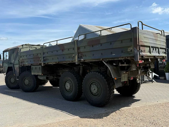 Man kat - 8x8 - vrachtwagen - afbeelding 16 van  43
