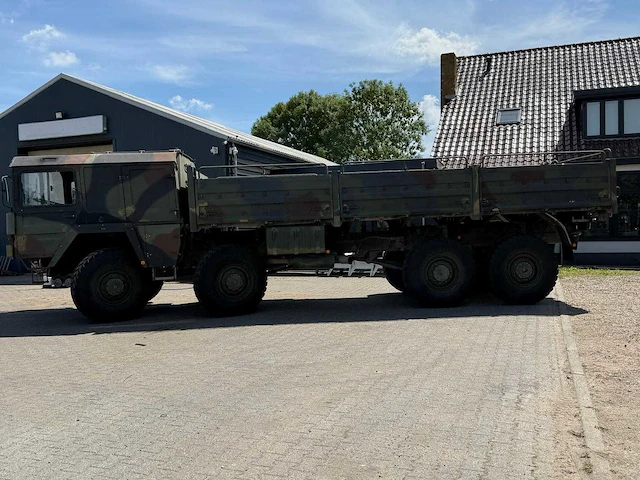 Man kat - 8x8 - vrachtwagen - afbeelding 24 van  43