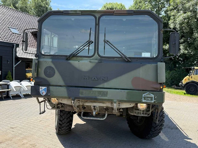 Man kat - 8x8 - vrachtwagen - afbeelding 23 van  43