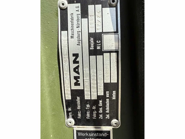 Man kat - 8x8 - vrachtwagen - afbeelding 35 van  43