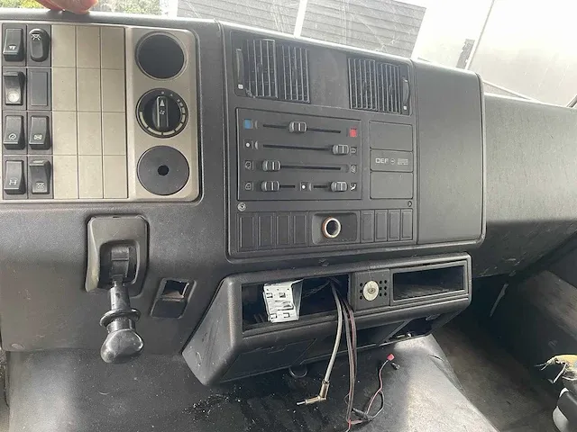 Man m 26 mnlc vrachtwagen - afbeelding 26 van  47
