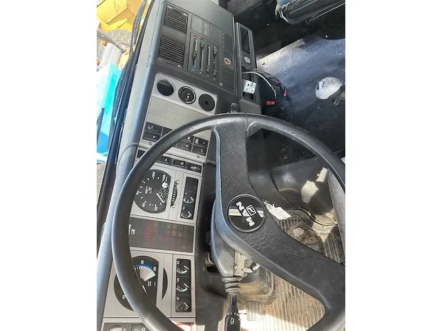Man m 26 mnlc vrachtwagen - afbeelding 4 van  17