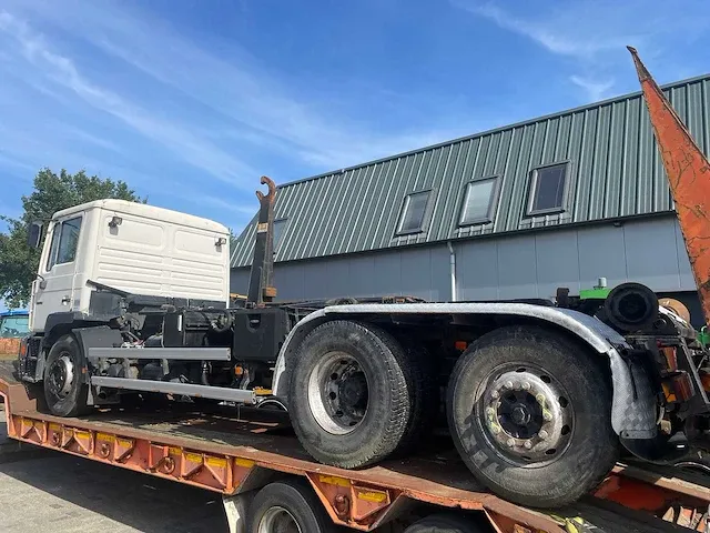 Man m 26 mnlc vrachtwagen - afbeelding 13 van  17