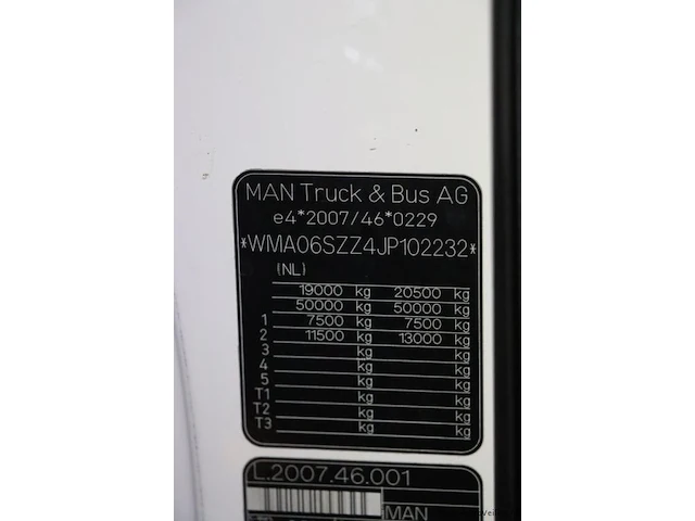 Man opleggertrekker type tgs 18.360 - kenteken: 97-bkg-6 - afbeelding 8 van  48