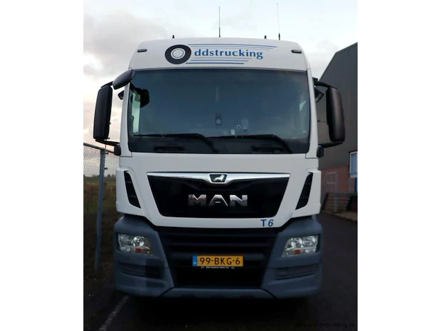 Man opleggertrekker type tgs 18.360 - kenteken: 99-bkg-6 - afbeelding 12 van  19