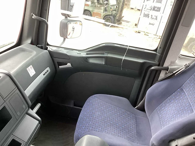 Man tga 18.360 vrachtwagen met haakarmsysteem - afbeelding 23 van  29