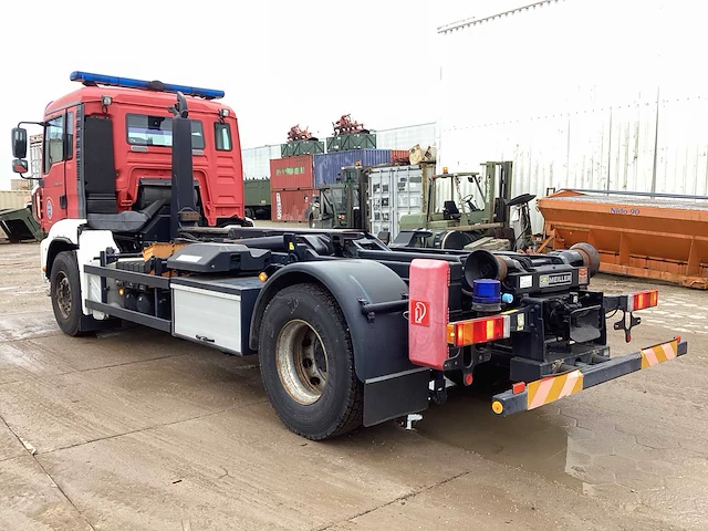 Man tga 18.360 vrachtwagen met haakarmsysteem - afbeelding 4 van  29