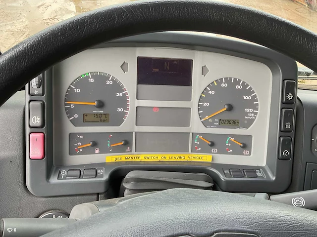 Man tga26.460 vrachtwagen - afbeelding 7 van  17