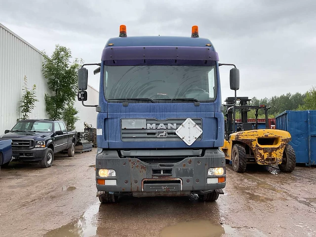 Man tga26.460 vrachtwagen - afbeelding 11 van  17