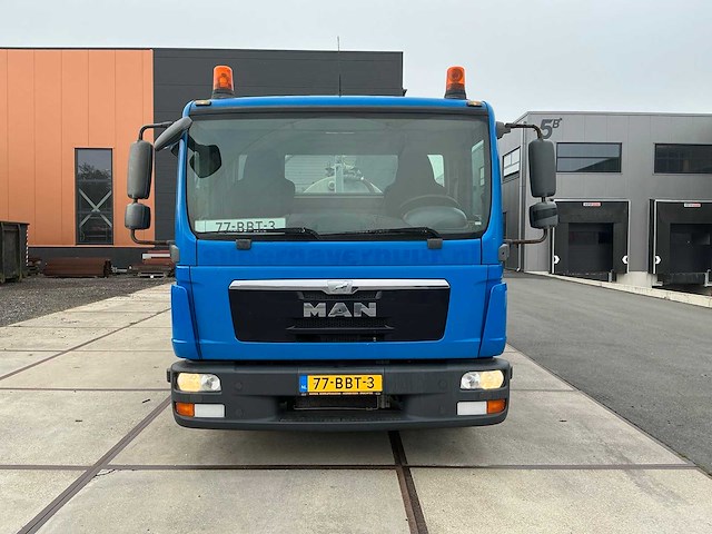 Man tgl vrachtwagen met opbouw - afbeelding 33 van  35