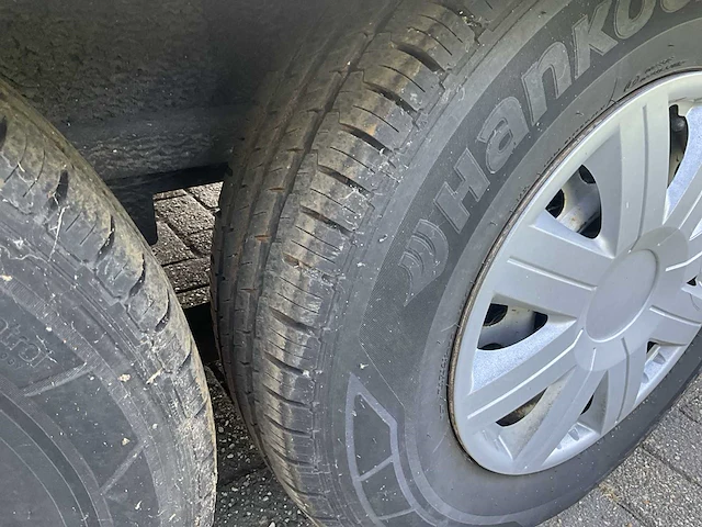 Man verkoopwagen combinatie - afbeelding 18 van  35
