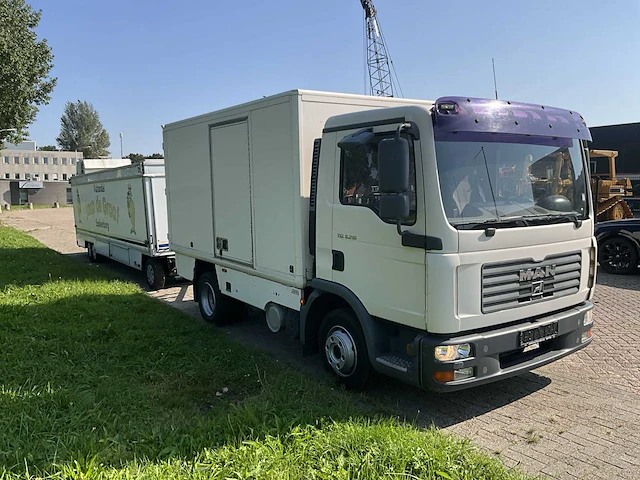 Man verkoopwagen combinatie - afbeelding 31 van  35