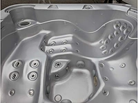 Mandalay deluxe spa 5 persoons jacuzzi en buitenspa - afbeelding 11 van  13