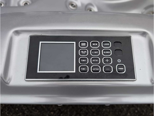 Mandalay deluxe spa 5 persoons jacuzzi en buitenspa - afbeelding 13 van  13