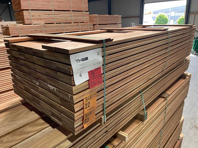 Mandioqueira vlonderplanken 2500x120x21mm (69x) - afbeelding 4 van  4