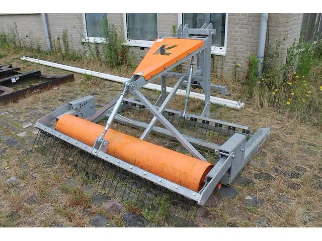 Manegevlakker/bodemvlakker met rol. breedte 200cm - afbeelding 2 van  4