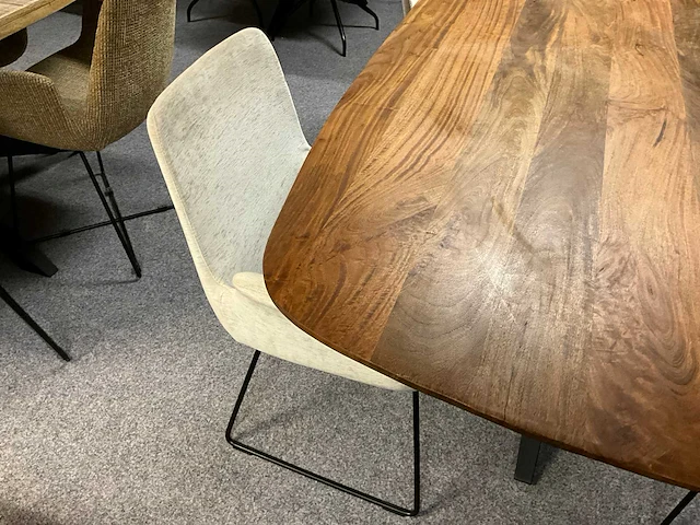 Mango deens ovale eetkamertafel - afbeelding 7 van  11