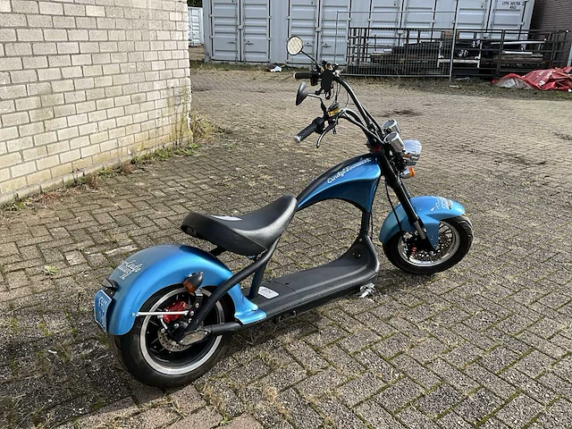 Mangosteen snorscooter - afbeelding 4 van  10