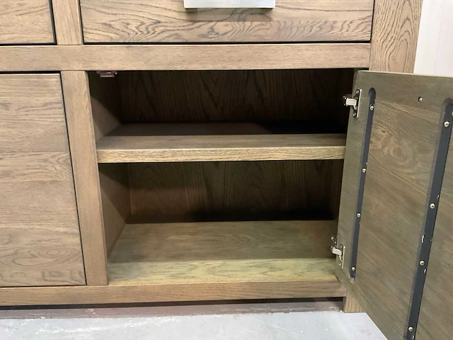 Manhattan dressoir eikenhout - afbeelding 9 van  10