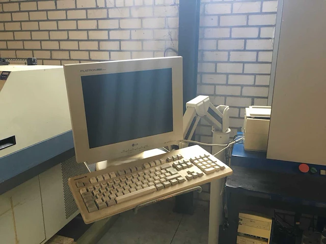 Mania - 2002 - pegasus mpp 6504 - flying probe tester - afbeelding 6 van  11