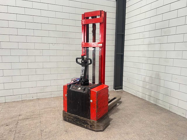 Manitou - 1995 - loc ma.150 - stapelaar - afbeelding 1 van  10