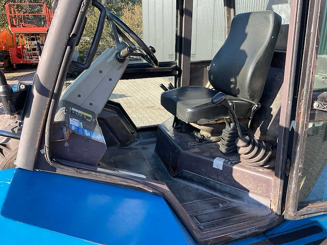 Manitou m 30-4 ruwterrein vorkheftruck - afbeelding 13 van  29