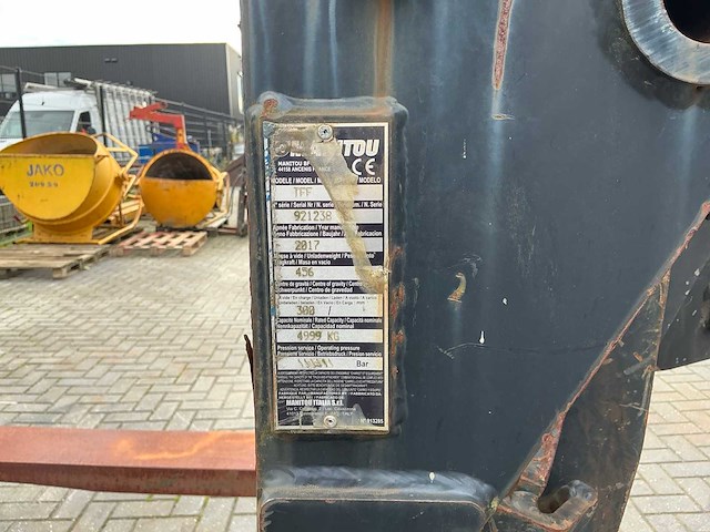 Manitou mrt2540+ privilege roterende verreiker - afbeelding 71 van  73