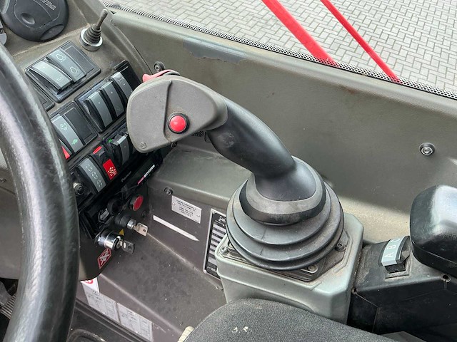 Manitou mrt2540+ privilege roterende verreiker - afbeelding 62 van  73