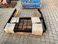 Manitou voorzet rek - afbeelding 1 van  6