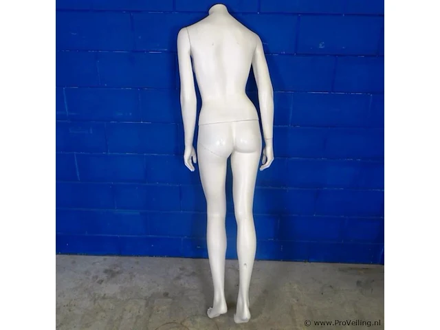 Mannequin - afbeelding 5 van  5