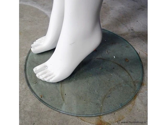 Mannequin - afbeelding 4 van  5