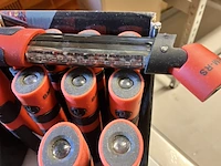 Mannesmann zaklamp buigbaar display van 11 stuks met magneet - afbeelding 8 van  9