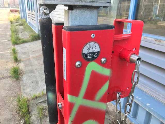 Mannus - slagboom op betonnen voet - afbeelding 7 van  9