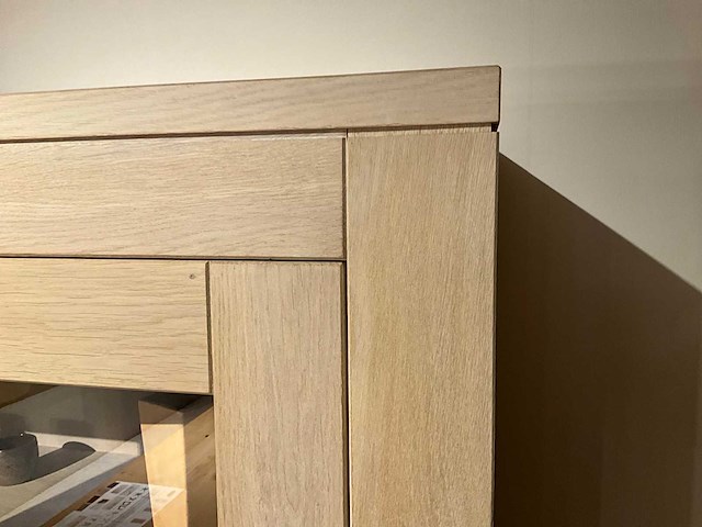 Manon eiken vitrinekast - afbeelding 4 van  7