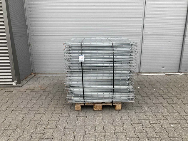 Mantamesh - draadrooster 500kg draagvermogen 1300x1100mm (24x) - afbeelding 1 van  5
