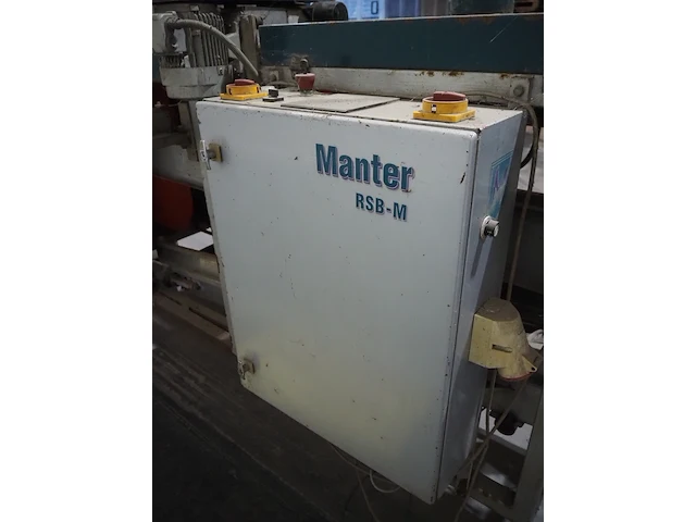 Manter - afbeelding 9 van  10
