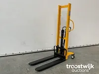 Manuele stapelaar 1000kg 1.6m - afbeelding 1 van  11