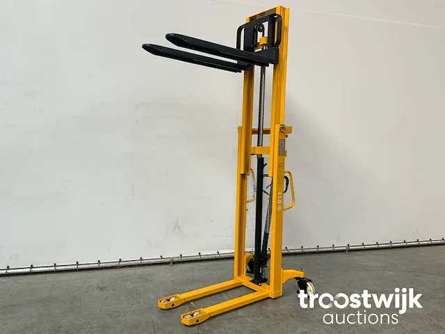 Manuele stapelaar 1500kg 2.5m dubbele ketting - afbeelding 3 van  10